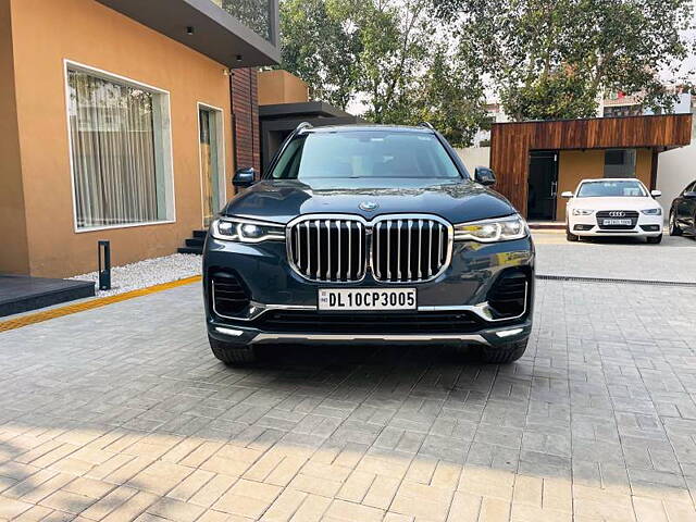 BMW X7 Price - Images, Colours & Reviews - CarWale