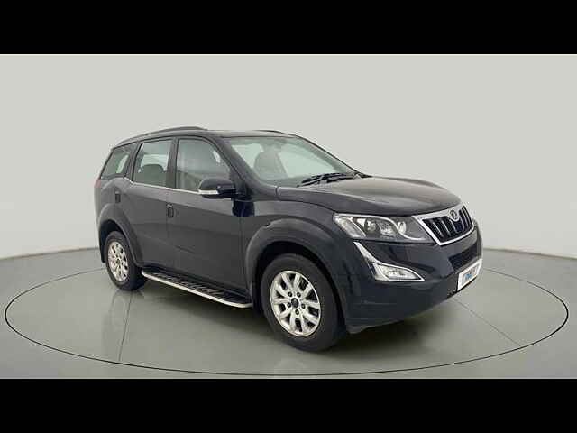 Second Hand Mahindra XUV500 [2015-2018] W10 AT 1.99 in Ahmedabad