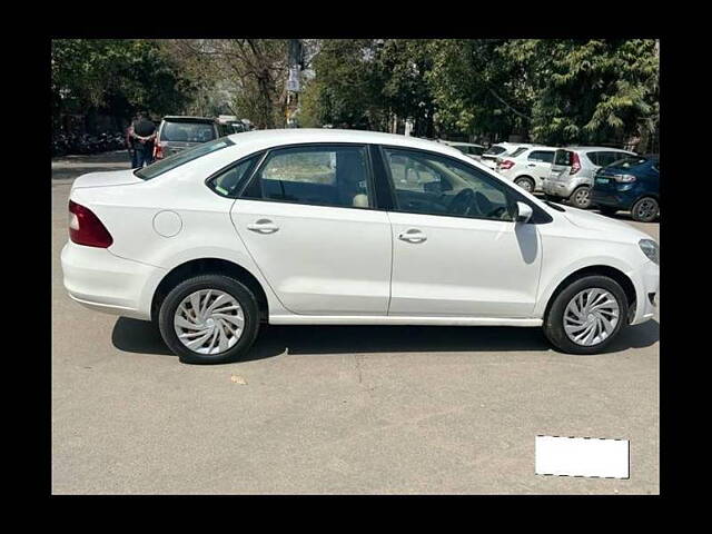 Second Hand Skoda Rapid Active 1.6 MPI in Noida