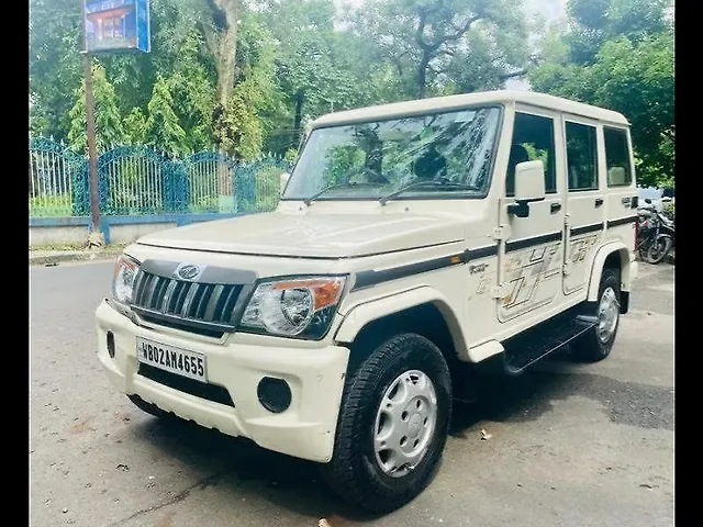 mahindra bolero zlx music system price