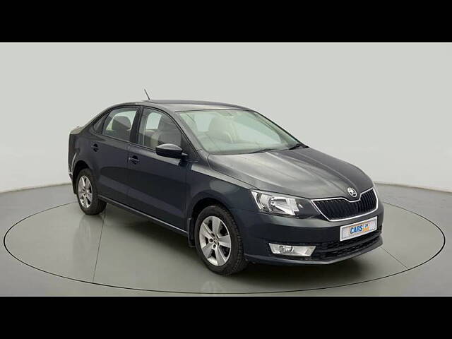 Second Hand Skoda Rapid Ambition 1.6 MPI in Hyderabad