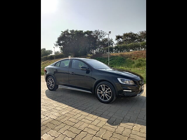 Second Hand Volvo S60 [2015-2020] Cross Country Inscription [2016-2020] in Hyderabad