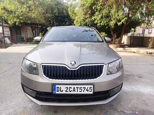 Second Hand Skoda Octavia [2013-2015] Elegance 2.0 TDI AT in Delhi