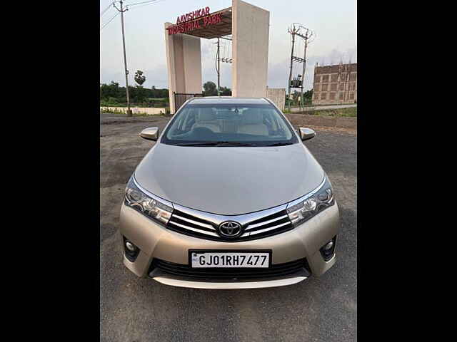 Second Hand Toyota Corolla Altis [2014-2017] GL Petrol in Surat