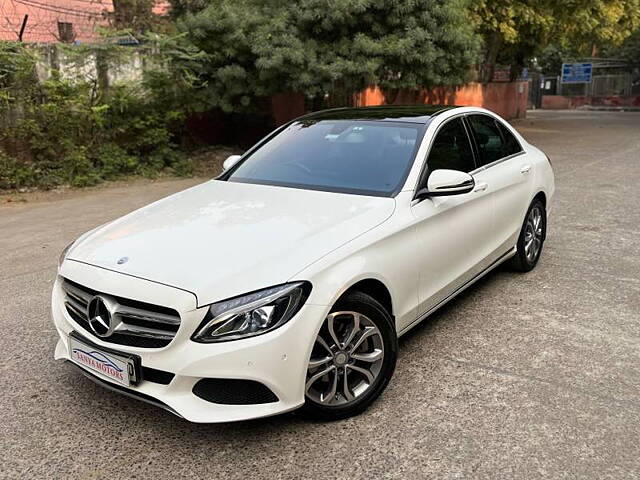 Second Hand Mercedes-Benz C-Class [2014-2018] C 200 Avantgarde in Delhi