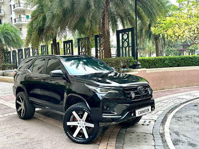 Second Hand Toyota Fortuner 4X2 AT 2.8 Diesel in Delhi