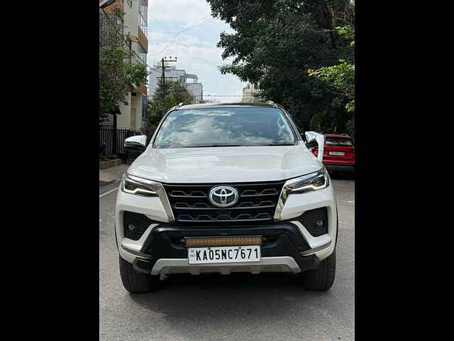 Second Hand Toyota Fortuner 4X4 MT 2.8 Diesel in Bangalore