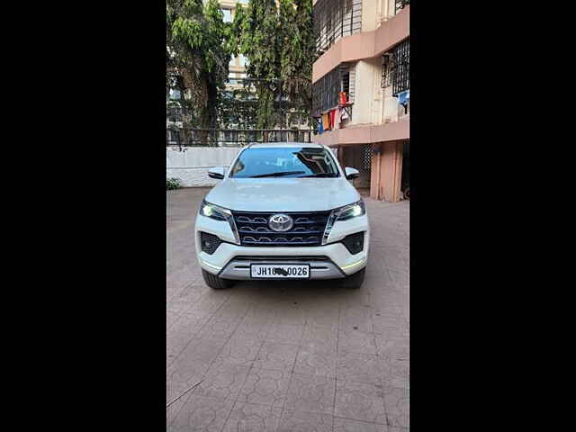 Second Hand Toyota Fortuner 4X4 MT 2.8 Diesel in Mumbai