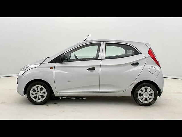 Second Hand Hyundai Eon Magna + in Lucknow