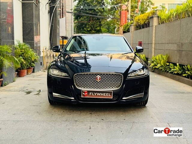 Second Hand Jaguar XF Prestige Diesel CBU in Kolkata