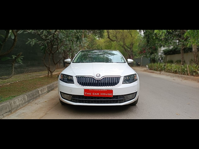 Second Hand Skoda Octavia [2013-2015] Elegance 1.8 TSI AT in Bangalore