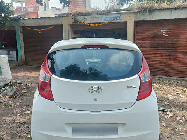 Second Hand Hyundai Eon Era + in Karad