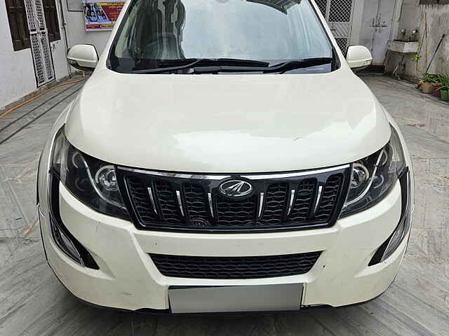 Second Hand Mahindra XUV500 [2015-2018] W10 AWD in Lucknow