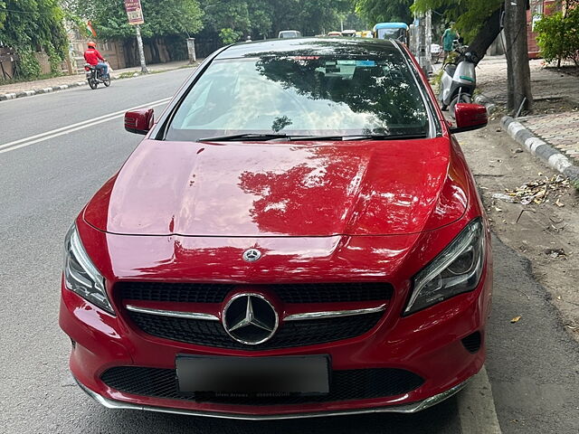 Second Hand Mercedes-Benz 200 Petrol in Delhi