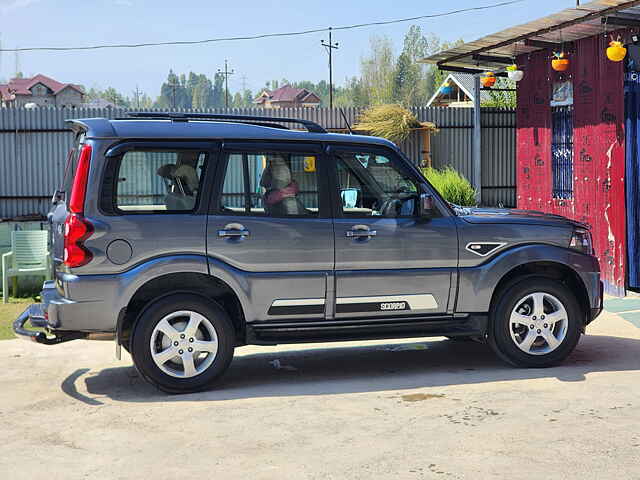 Second Hand Mahindra Scorpio S11 MT 7S CC [2022] in Srinagar