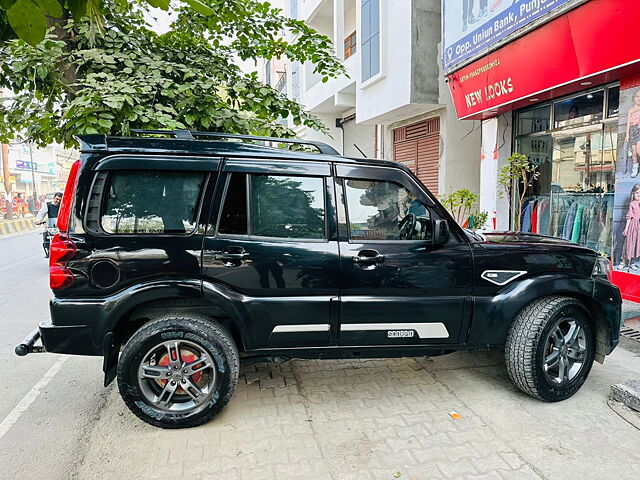 Second Hand Mahindra Scorpio S MT 7STR in Kashipur