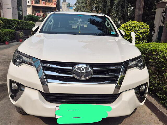 Second Hand Toyota Fortuner [2016-2021] 2.8 4x2 AT [2016-2020] in Chandigarh