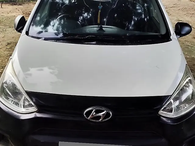 Second Hand Hyundai Grand i10 Era U2 1.2 CRDi in Varanasi Second Hand Hyundai Grand i10 Era U2 1.2 CRDi in Varanasi