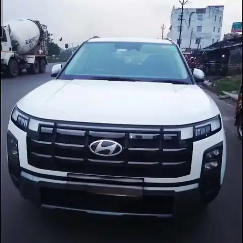 Second Hand Hyundai Creta SX Tech Diesel 1.5L Turbo Manual Dual Tone in Dhanbad Second Hand Hyundai Creta SX Tech Diesel 1.5L Turbo Manual Dual Tone in Dhanbad