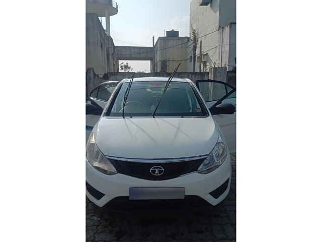 Second Hand Tata Zest XE 75 PS Diesel in Nanded