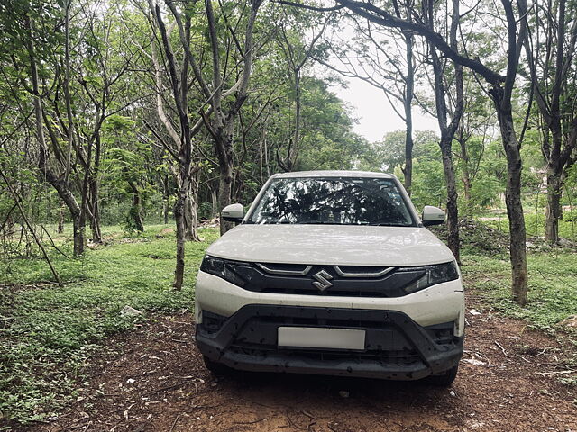 Second Hand Maruti Suzuki Brezza LXi in Hyderabad