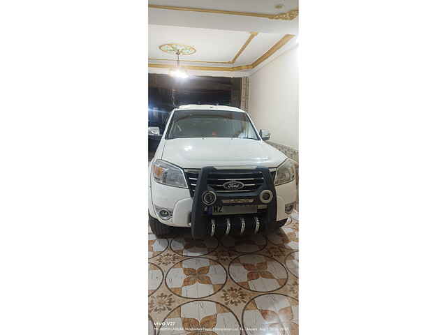 Second Hand Ford Endeavour [2014-2015] 2.5L 4x2 in Guwahati