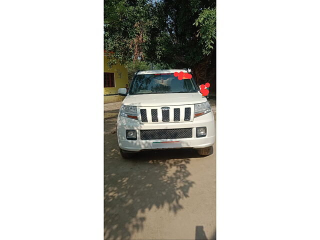 Second Hand Mahindra TUV300 [2015-2019] T8 mHAWK100 in Shahjahanpur