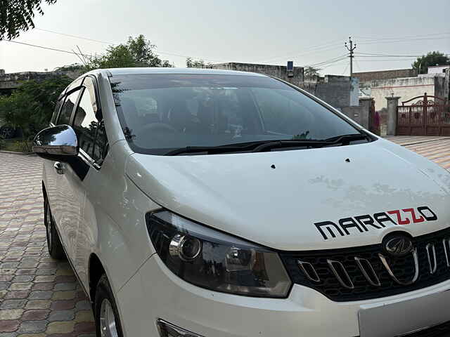 Second Hand Mahindra Marazzo [2018-2020] M6 8 STR in Jhunjhunu