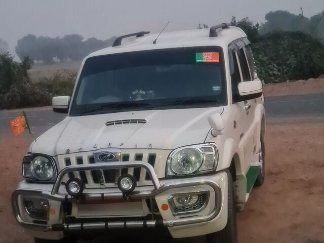 Second Hand Mahindra Scorpio Getaway 2WD BS III in Farrukhabad