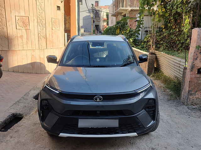 Second Hand Tata Nexon Creative Plus (S) 1.2 Petrol 6MT Dual Tone in Noida