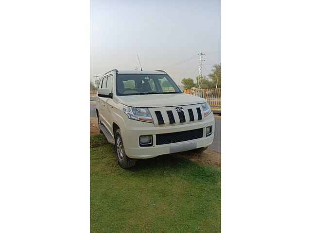 Second Hand Mahindra TUV300 [2015-2019] T8 mHAWK100 in Sikar