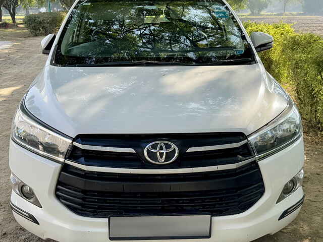 Second Hand Toyota Innova Crysta [2016-2020] 2.4 G 7 STR [2016-2017] in Delhi