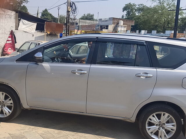 Second Hand Toyota Innova Crysta [2016-2020] 2.8 ZX AT 7 STR [2016-2020] in Anand