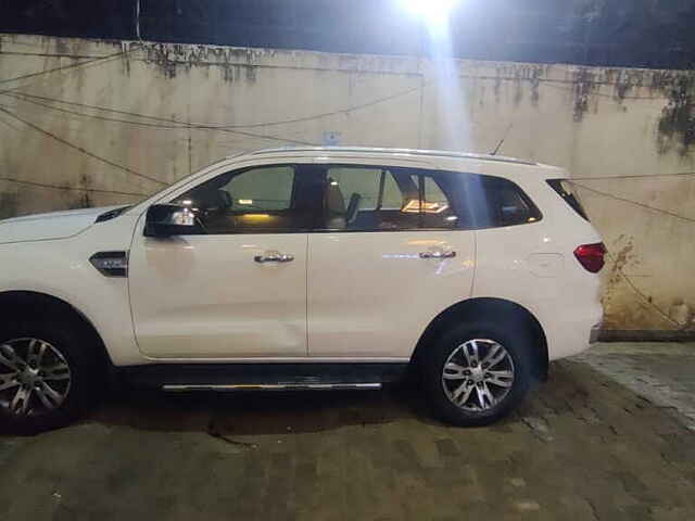 Second Hand Ford Endeavour [2016-2019] Titanium 3.2 4x4 AT in Shahjahanpur