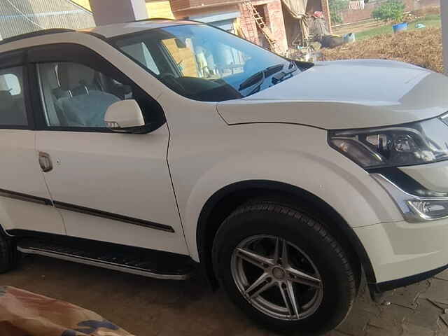 Second Hand Mahindra XUV500 [2015-2018] W6 in Shamli