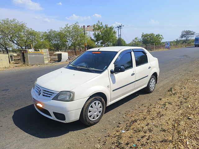 Second Hand Mahindra-Renault Logan Edge Connect 1.5 DLX in Jalgaon