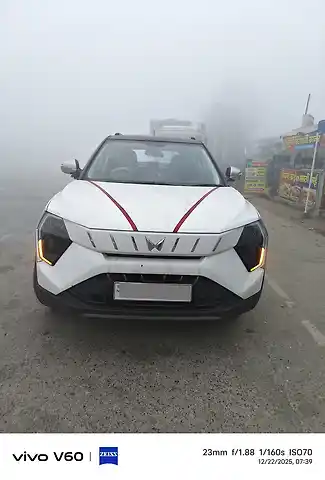 Second Hand Mahindra XUV 3XO REVX M (O) Petrol 1.2L Turbo Manual in Varanasi Second Hand Mahindra XUV 3XO REVX M (O) Petrol 1.2L Turbo Manual in Varanasi