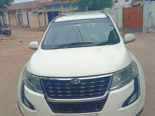 Second Hand Mahindra XUV500 W3 in Bhuj