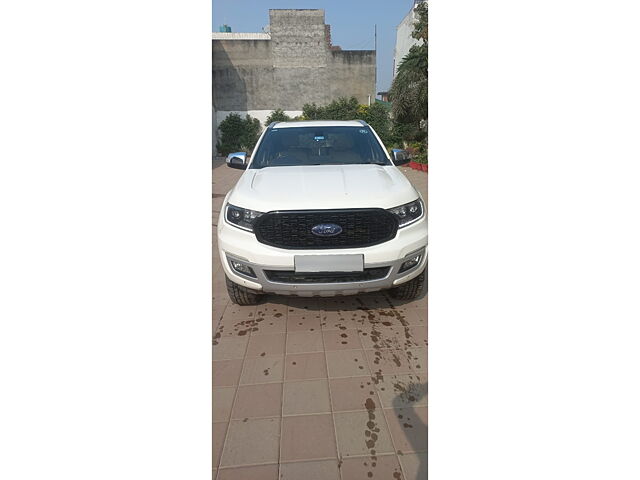 Second Hand Ford Endeavour Titanium Plus 2.0 4x2 AT in Ghaziabad