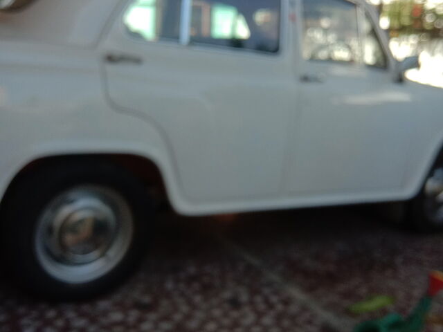 Second Hand Hindustan Motors Ambassador Classic 2000 DSZ in Pondicherry