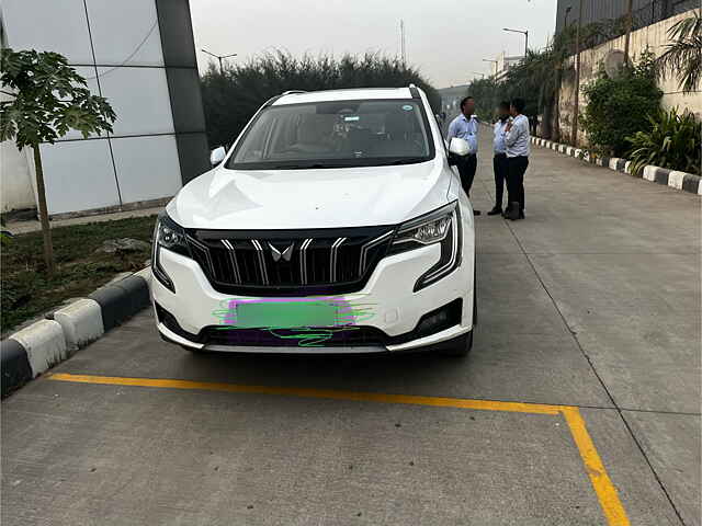 Second Hand Mahindra XUV700 AX 7 Luxury Pack Petrol AT 7 STR [2023-2024] in Greater Noida