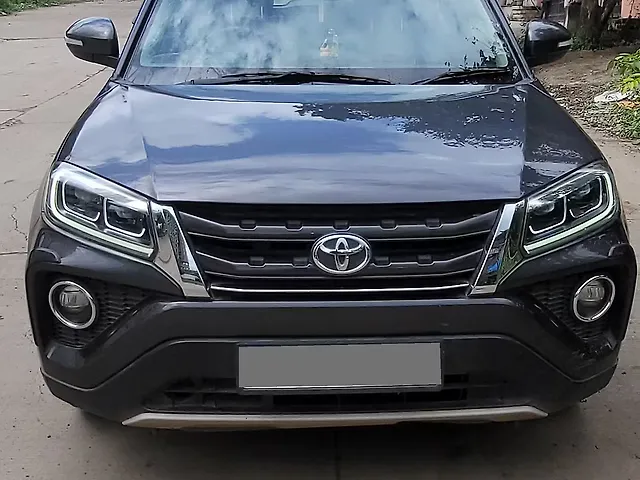 Used 2022 Toyota Urban Cruiser Premium Grade MT for sale in Pune