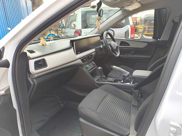 Second Hand Mahindra XUV700 AX 5 Petrol MT 5 STR [2021] in Virar