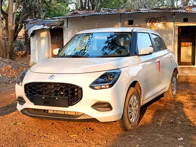 Second Hand Maruti Suzuki Swift VXi in Guna