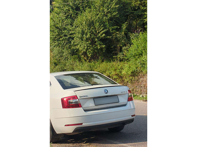 Second Hand Skoda Octavia [2017-2021] 1.8 TSI Style AT in Mandi