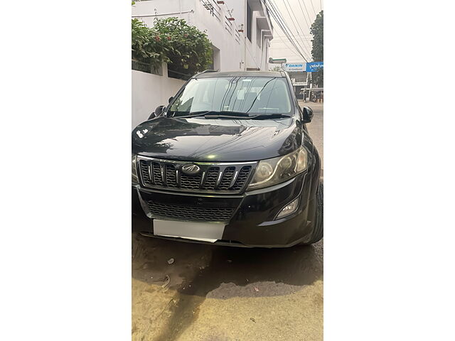 Second Hand Mahindra XUV500 [2015-2018] W6 in Allahabad