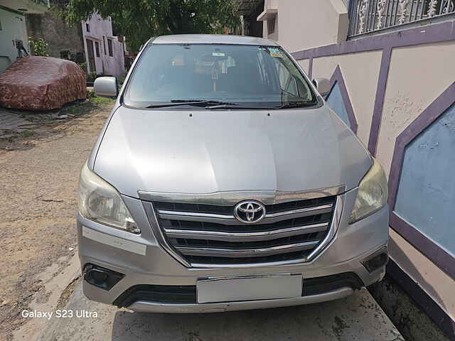 Second Hand Toyota Innova [2015-2016] 2.5 G BS III 8 STR in Dholpur