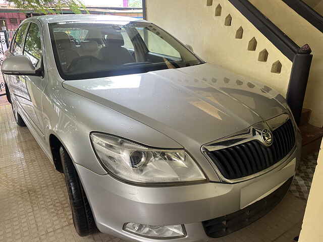 Second Hand Skoda Laura Ambiente 2.0 TDI CR MT in Shimoga