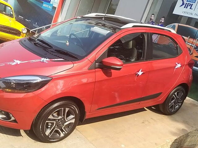 Second Hand Tata Tiago [2016-2020] Revotron XZ Plus Dual Tone [2018-2019] in Howrah