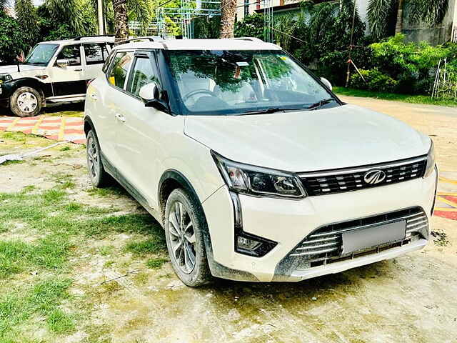 Second Hand Mahindra XUV300 [2019-2024] 1.5 W8 (O) AMT [2019-2020] in Padrauna